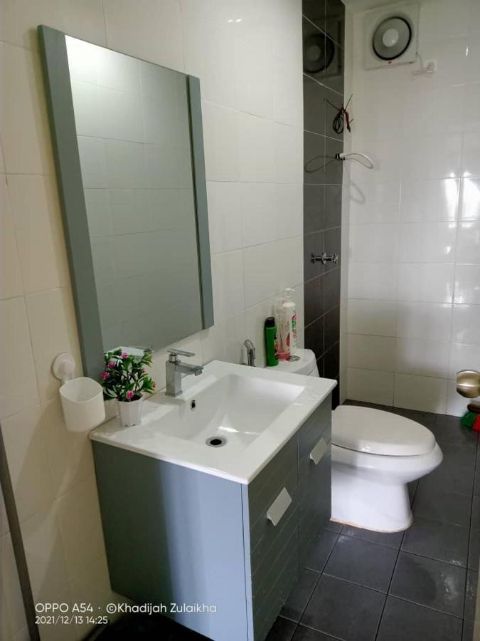 Risqi Apartment 2 Bedroom Wakaf Che Yeh Kota Bharu Exterior foto